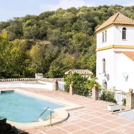 Апартаменты Hacienda La Trinidad *