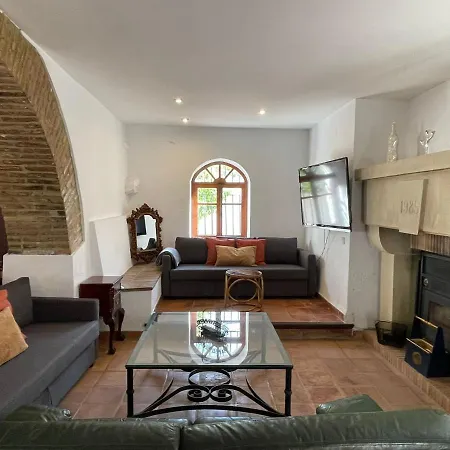 Hacienda La Trinidad Апартаменты Кордова