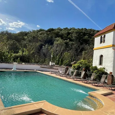 Апартаменты Hacienda La Trinidad *